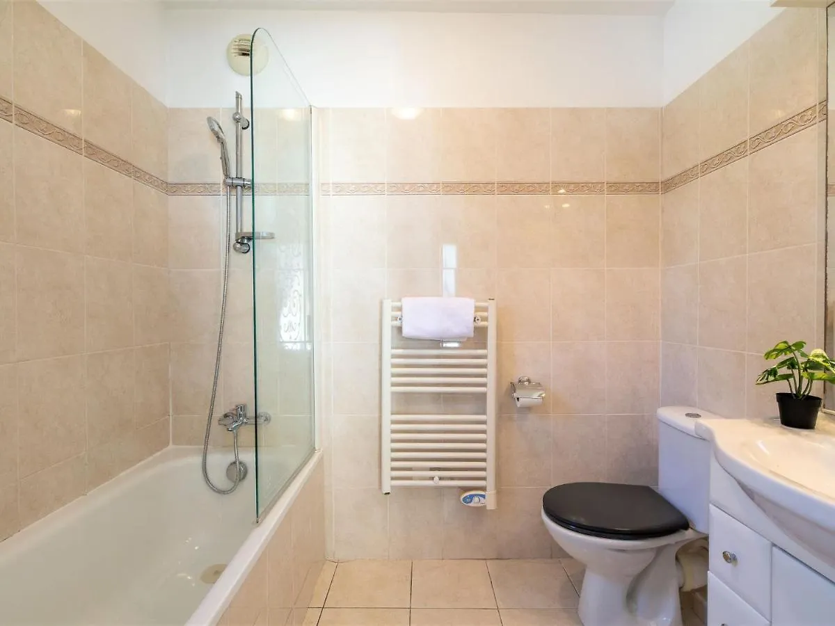 Apartment Le Domaine De Figuiere-2 By Interhome Sainte-Maxime